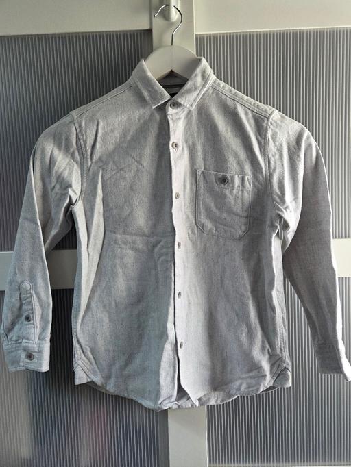 Buy & Sell Weston Point Halton - Photos for Age 8 MATALAN grey shirt