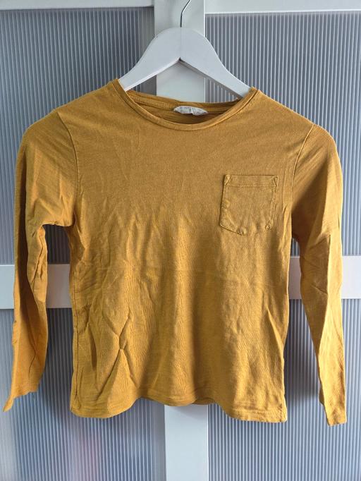 Buy & Sell Weston Point Halton - Photos for Age 7-8 MNG mustard top