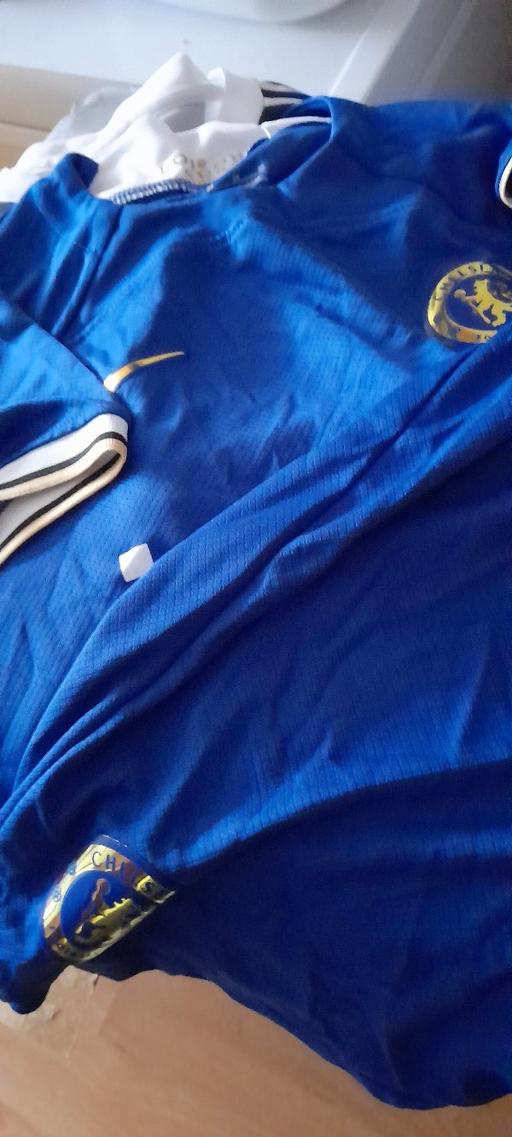 Buy & Sell Walsall Wood Walsall - Photos for CHELSEA KIT 9/10 YRS