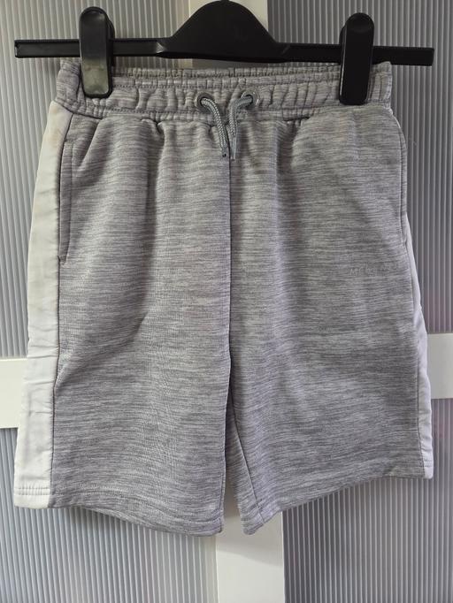 Buy & Sell Weston Point Halton - Photos for Age 7-8 MCKENZIE grey shorts