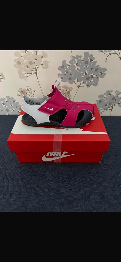 Buy & Sell Wherstead Babergh - Photos for Nike sandals