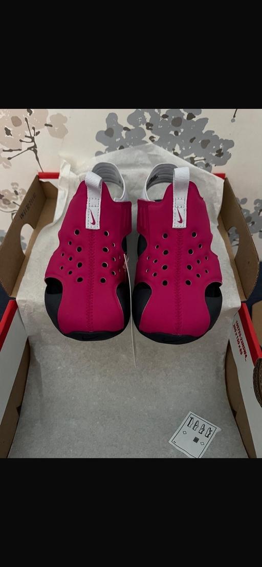 Buy & Sell Wherstead Babergh - Photos for Nike sandals