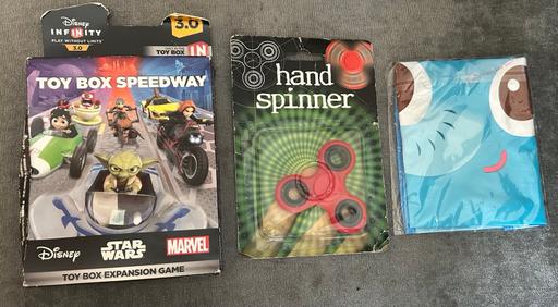 Buy & Sell Shirley Solihull - Photos for Star Wars game, fidget & kids apron