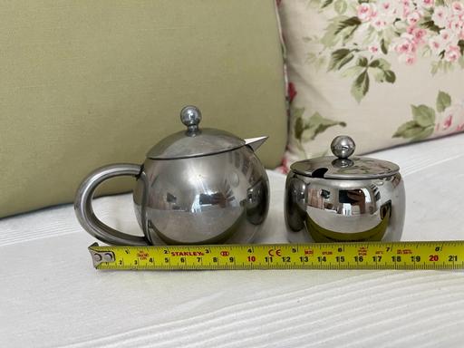 Buy & Sell De Beauvoir Town North London - Photos for Mini milk and sugar dispenser