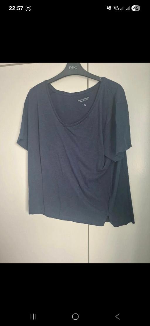 Buy & Sell Plympton Plymouth - Photos for ladies tshirt