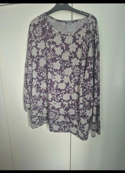 Buy & Sell Plympton Plymouth - Photos for womens patterned tshirt