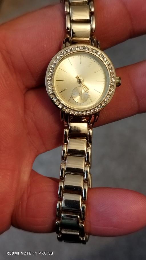 Buy & Sell Langley New Forest - Photos for watch and balls