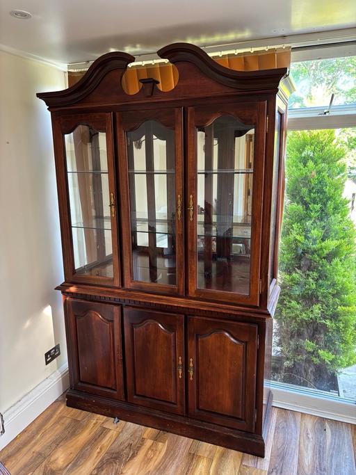 Buy & Sell Sundridge South East London - Photos for Wooden cabinet