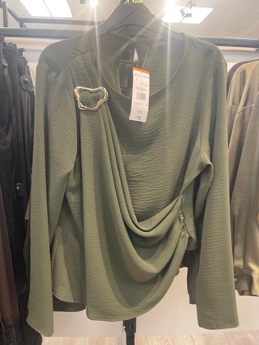 Buy & Sell Leagrave Luton - Photos for F&F Green Top from Co Ord set