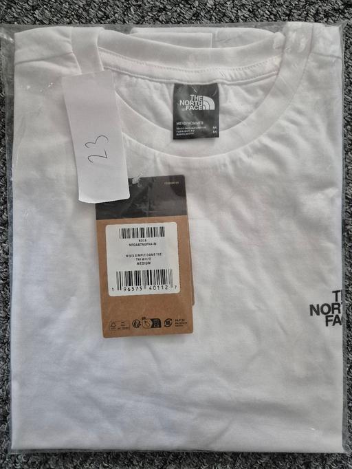 Buy & Sell Willenhall Walsall - Photos for Medium White North Face T Shirt