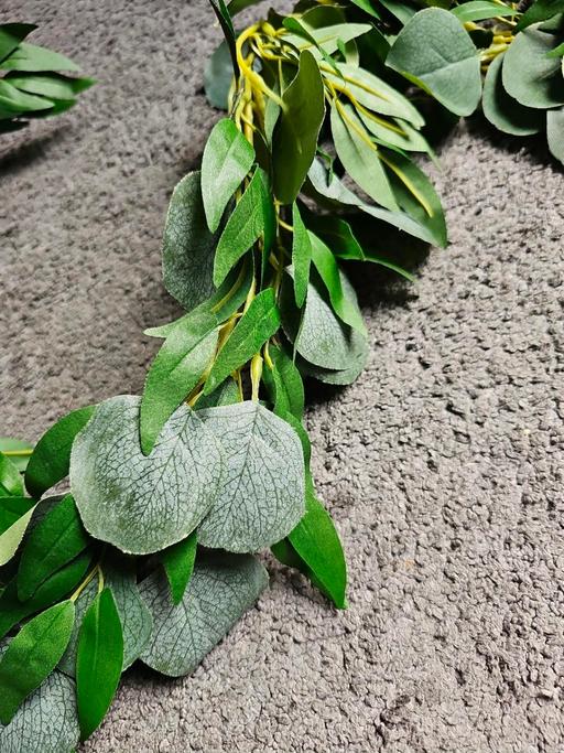 Buy & Sell Blackburn Blackburn with Darwen - Photos for 4 fake eucalyptus garland with willow leaves