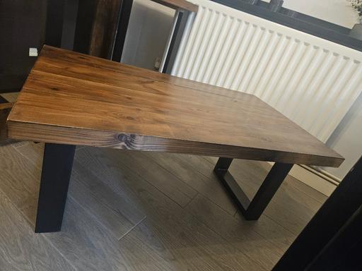 Buy & Sell Kingswinford Dudley - Photos for Pine / wallnut finish coffee table