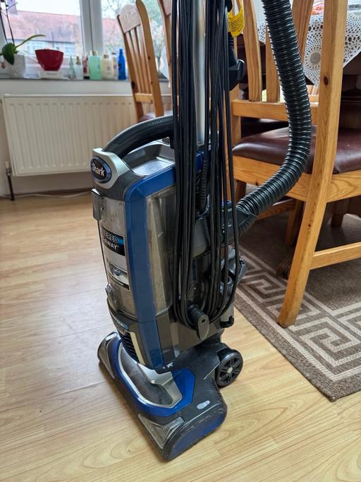 Buy & Sell Cheam Sutton - Photos for Shark Vacuum