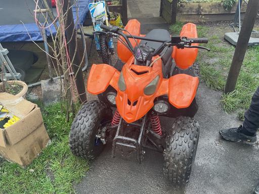 Vehicles Woodsetton Dudley - Photos for 110 QUAD BIKE
