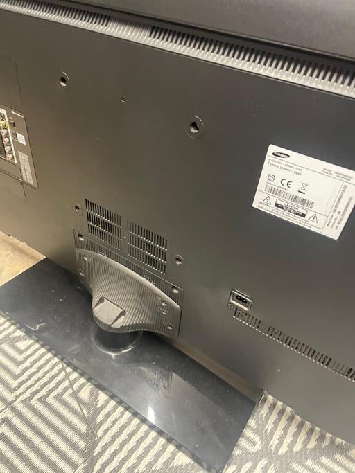 Buy & Sell Goddington South East London - Photos for Samsung 43” Television