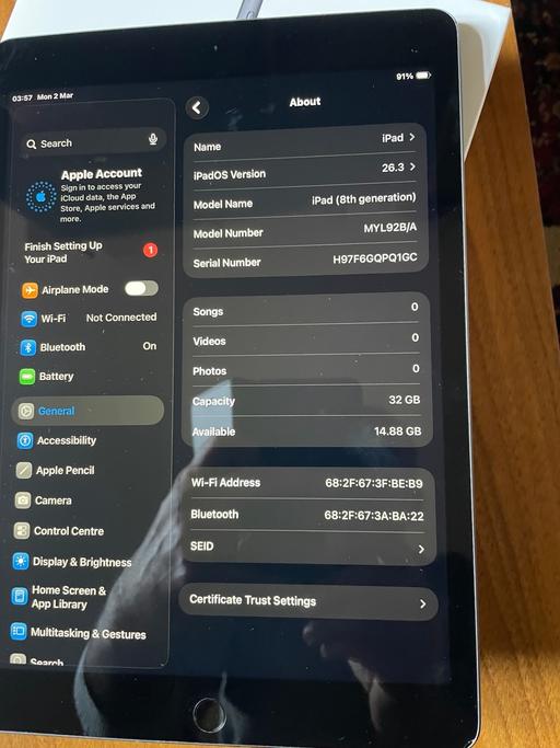 Buy & Sell Hall Green Birmingham - Photos for iPad 8th generation IOS26 with case