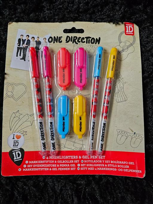 courses Quarry Bank Dudley - Photos for One Direction Pen Set