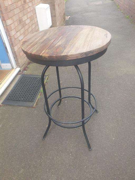 Buy & Sell Gornal Wood Dudley - Photos for Wrought Iron & Chunky Wood Spin Top Table .