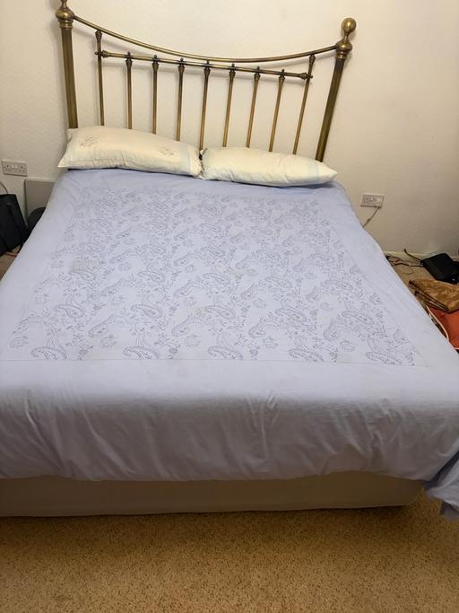 Buy & Sell Castle Vale Birmingham - Photos for Kingsize bed with metal frame and mattress
