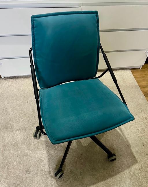 Buy & Sell Bedford Park West London - Photos for Habitat swivel chair