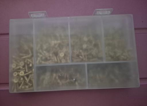 Buy & Sell Crumpsall Manchester - Photos for new 1200pc Gold Screws