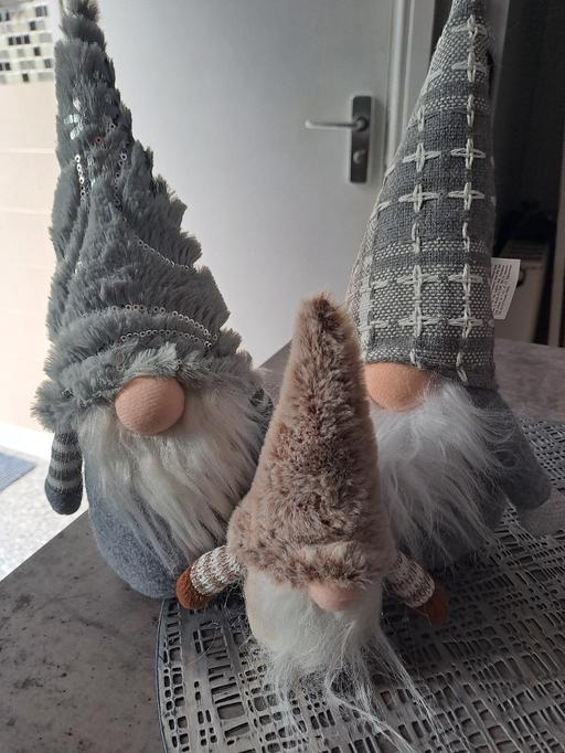 Buy & Sell Park Hill Sheffield - Photos for set 3 gonks