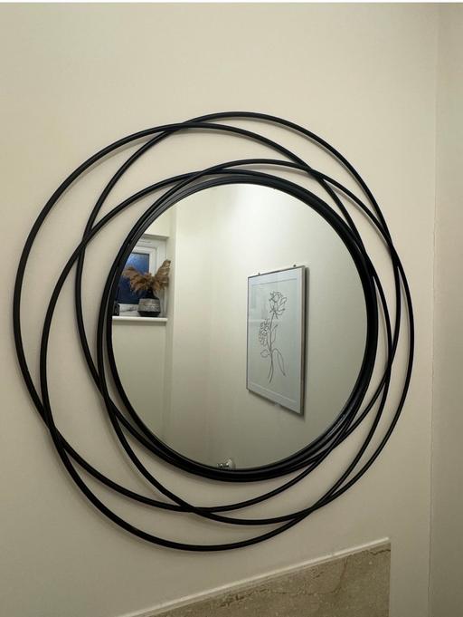 Buy & Sell Rochester Medway - Kent - Photos for Black Mirror NEXT