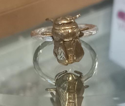 Buy & Sell Thatto Heath Saint Helens - Photos for gold & silver plated bumblebee ring