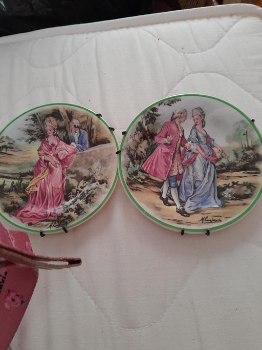 Buy & Sell Netherton Dudley - Photos for 2 small plates masked pic 2