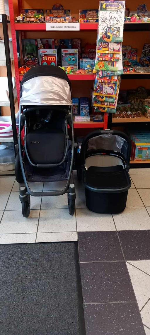 Buy & Sell Westcliff-on-Sea Southend-on-Sea - Photos for Uppababy Vista V2 pushchair and bassinet