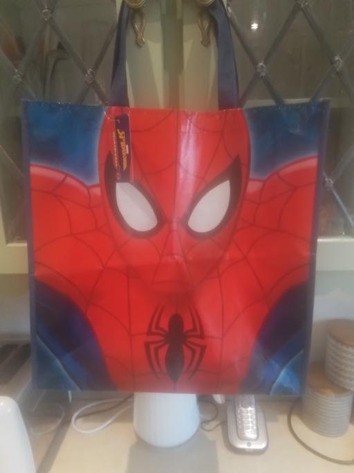 Buy & Sell Streetly Walsall - Photos for BRAND NEW WITH TAG MARVEL BAG