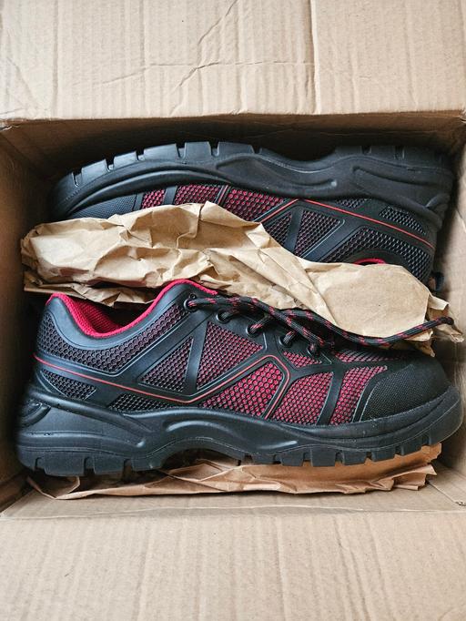 Buy & Sell Rubery Birmingham - Photos for Steel toe cap safety trainers