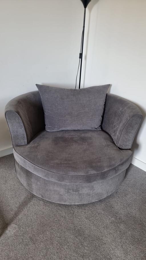 Buy & Sell Maryland East London - Photos for Orka Non Quilted Large Swivel Chair