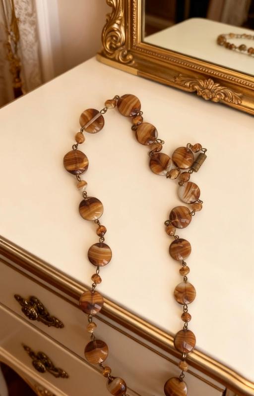Buy & Sell Wolverhampton West Midlands - Photos for Vintage agate stone necklace