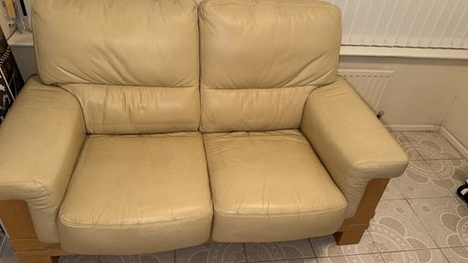 Buy & Sell Halsnead Park Knowsley - Photos for Two seater settee
