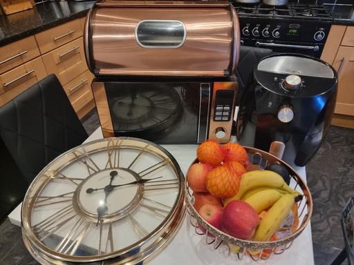 Buy & Sell Acocks Green Birmingham - Photos for microwave, airfryer,clock,breadbin etc.
