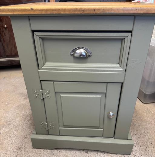 Buy & Sell Hoobrook Wyre Forest - Photos for Bedside cabinet/lamp table