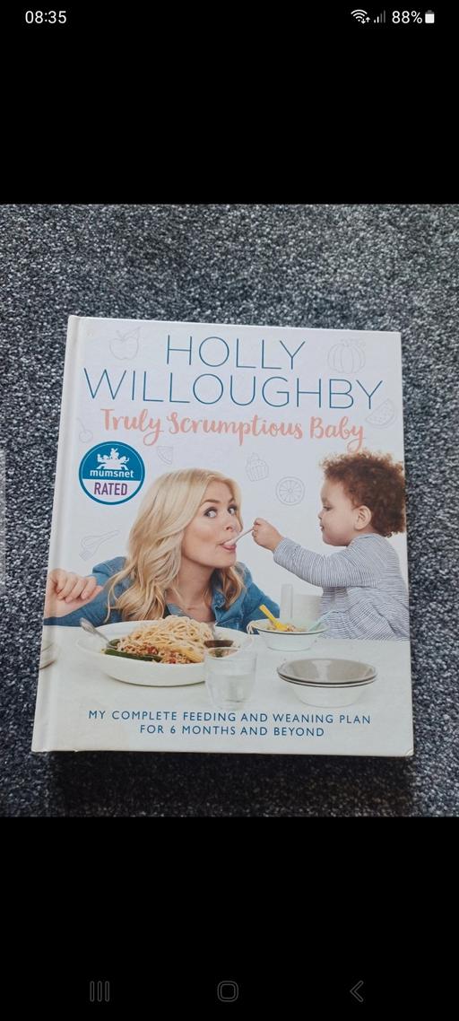 Buy & Sell Eckington North East Derbyshire - Photos for holly Willoughby hardback book