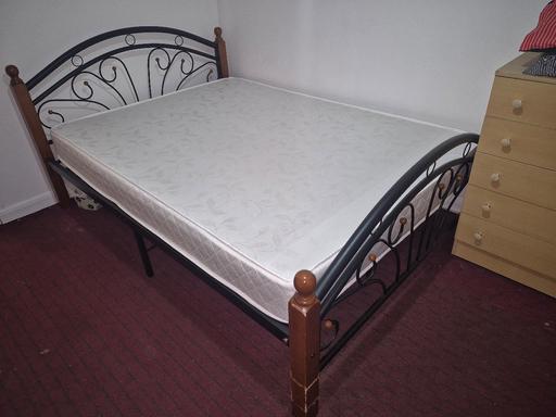 Buy & Sell Newham East London - Photos for double bed with matress