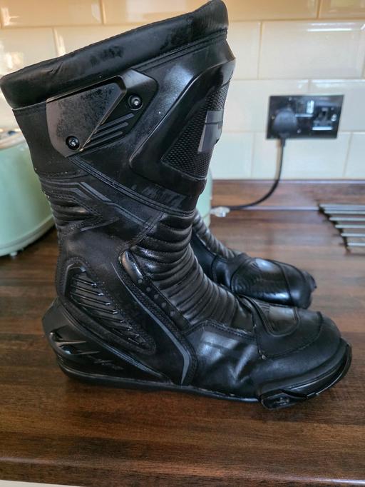 Buy & Sell Ottershaw Runnymede - Photos for Richa motorbike boots