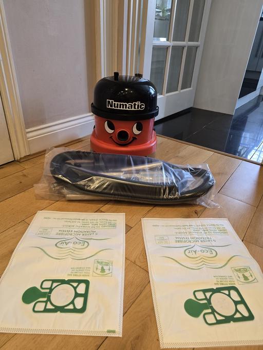 Buy & Sell Chigwell Epping Forest - Photos for HENRY HOOVER NUMATIC