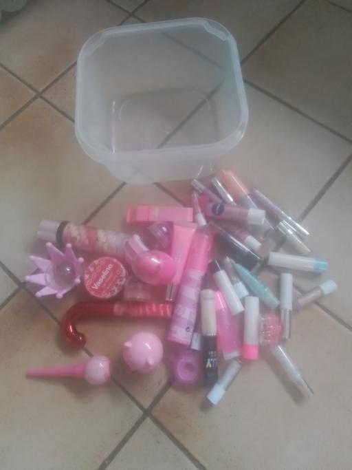 Buy & Sell Streetly Walsall - Photos for COLLECTION OF YOUNG GIRLS MAKE UP