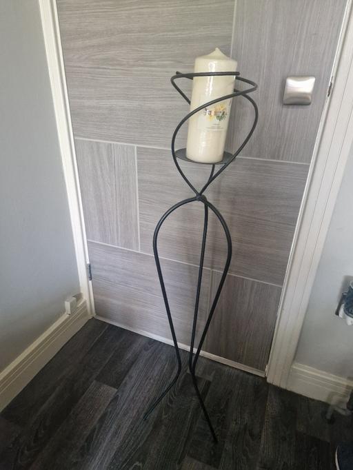 Buy & Sell Scholes Rotherham - Photos for Large black metal candle holder