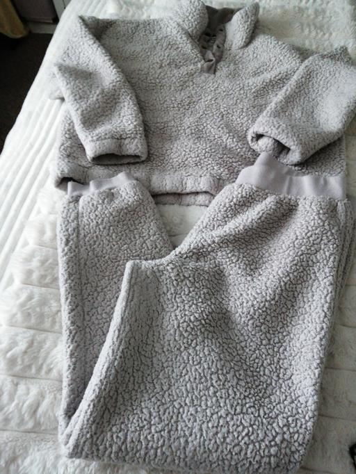 Buy & Sell Wednesfield Wolverhampton - Photos for ladies size *XL*