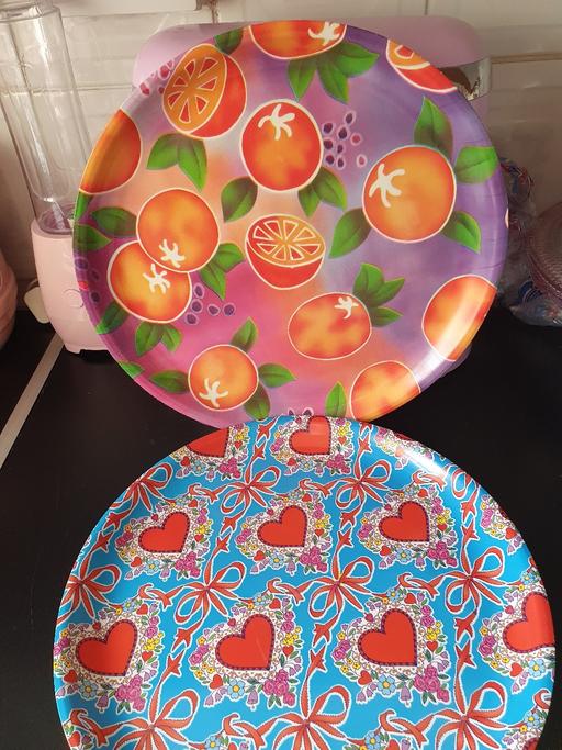 Buy & Sell Upper Gornal Dudley - Photos for large round trays x 2