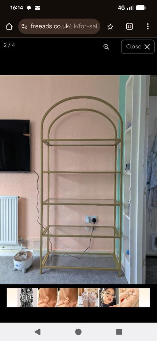 Buy & Sell Gledhow Leeds - Photos for Gold arched tempered glass shelving unit