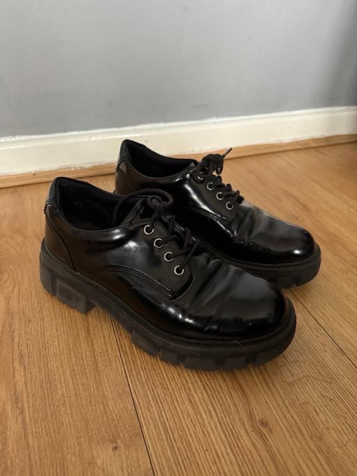 Buy & Sell Premier Business Park Walsall - Photos for Girls school schools size 4