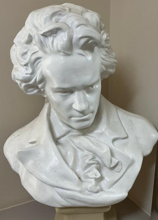 Buy & Sell New Tupton Chesterfield - Photos for Very large Vintage plaster male bust