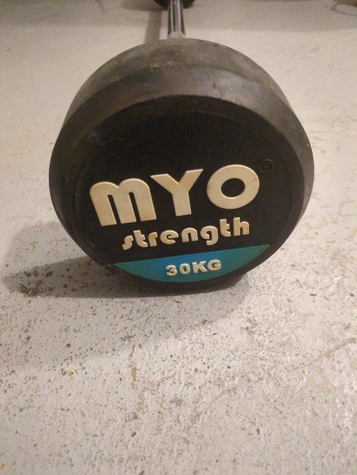 Buy & Sell Canonbury North London - Photos for 30 kg Barbell