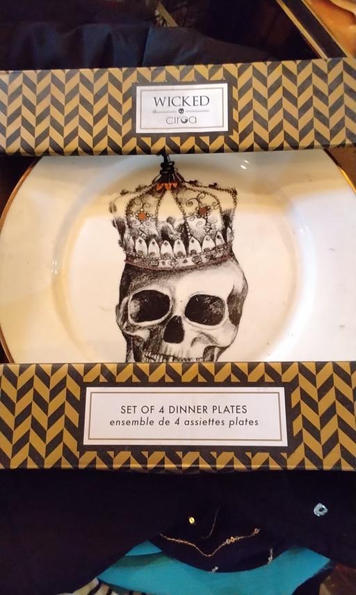 Buy & Sell East Ham East London - Photos for dinner plates